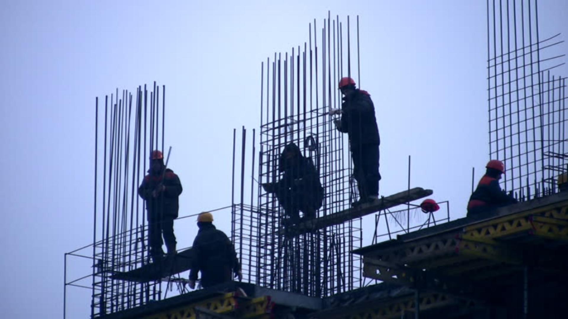 Muncitori în construcții
