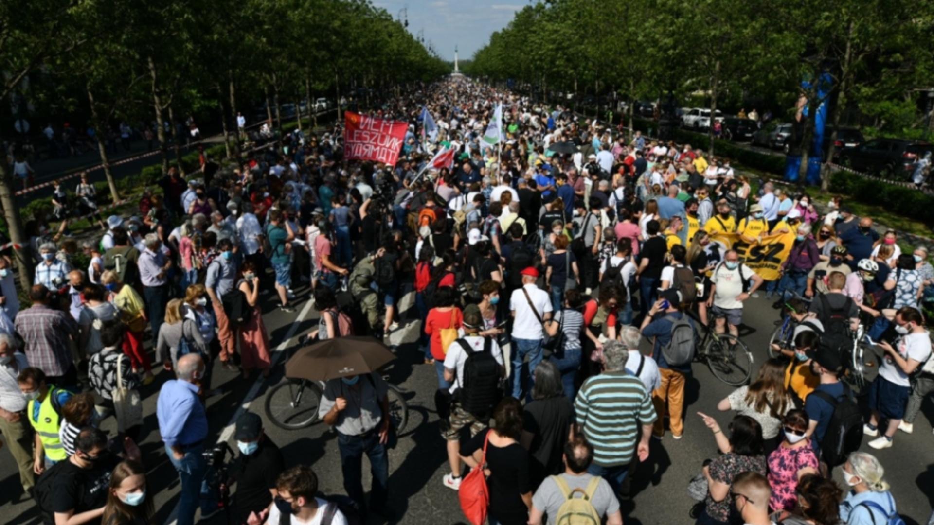 Proteste la Budapesta (foto: twitter)