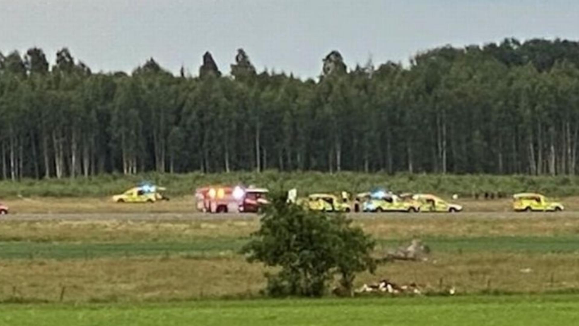 TRAGEDIE în Suedia! Mai mulți MORȚI după ce un avion s-a prăbușit după decolare - Primele IMAGINI