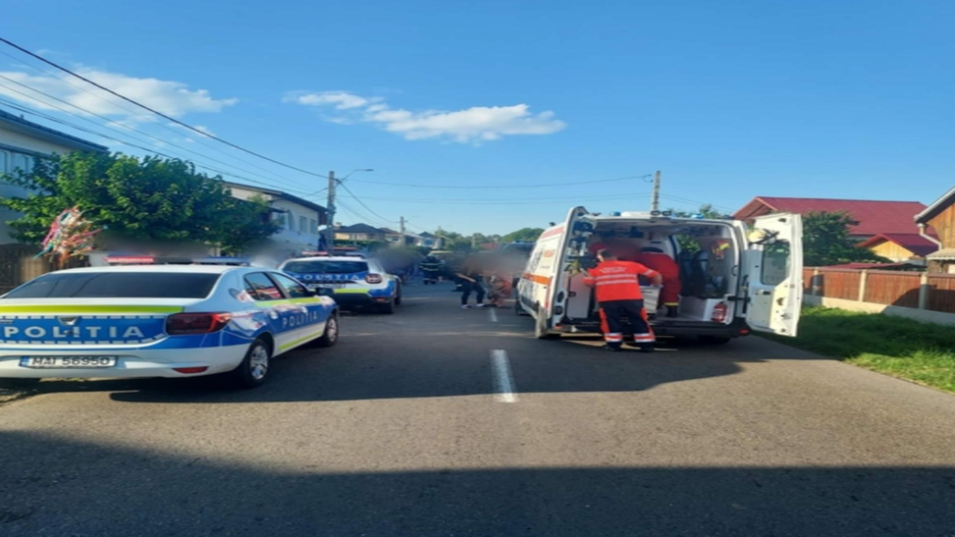 Accident GRAV în județul Suceava, după ce 2 mașini s-au ciocnit frontal - 3 VICTIME