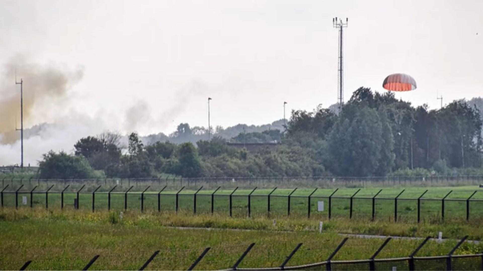 Un avion F16 belgian s-a prăbușit pe o clădire. Foto/Captură video