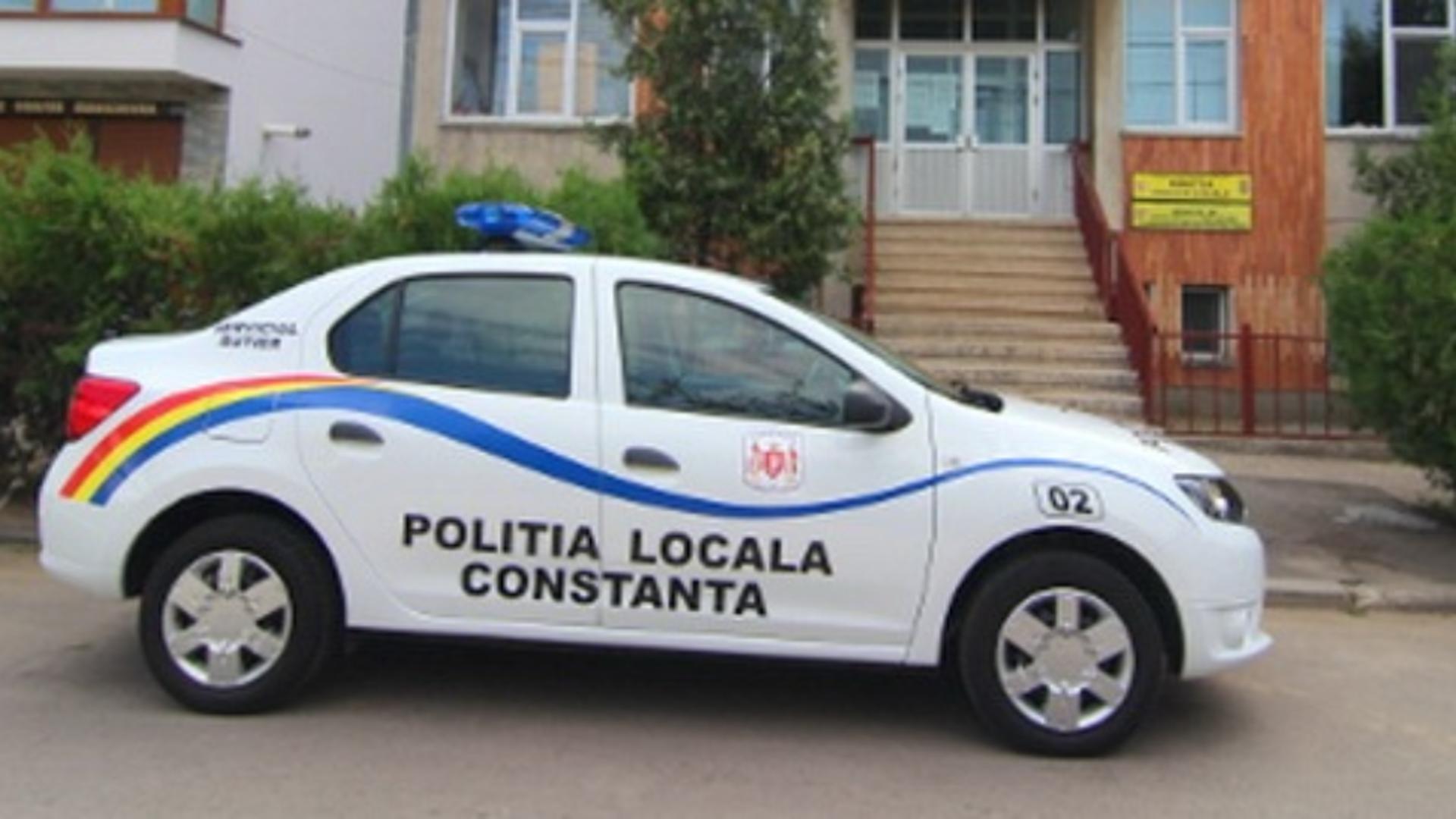 Femeie dezbrăcată, găsită de polițiștii locali pe o stradă din Constanța