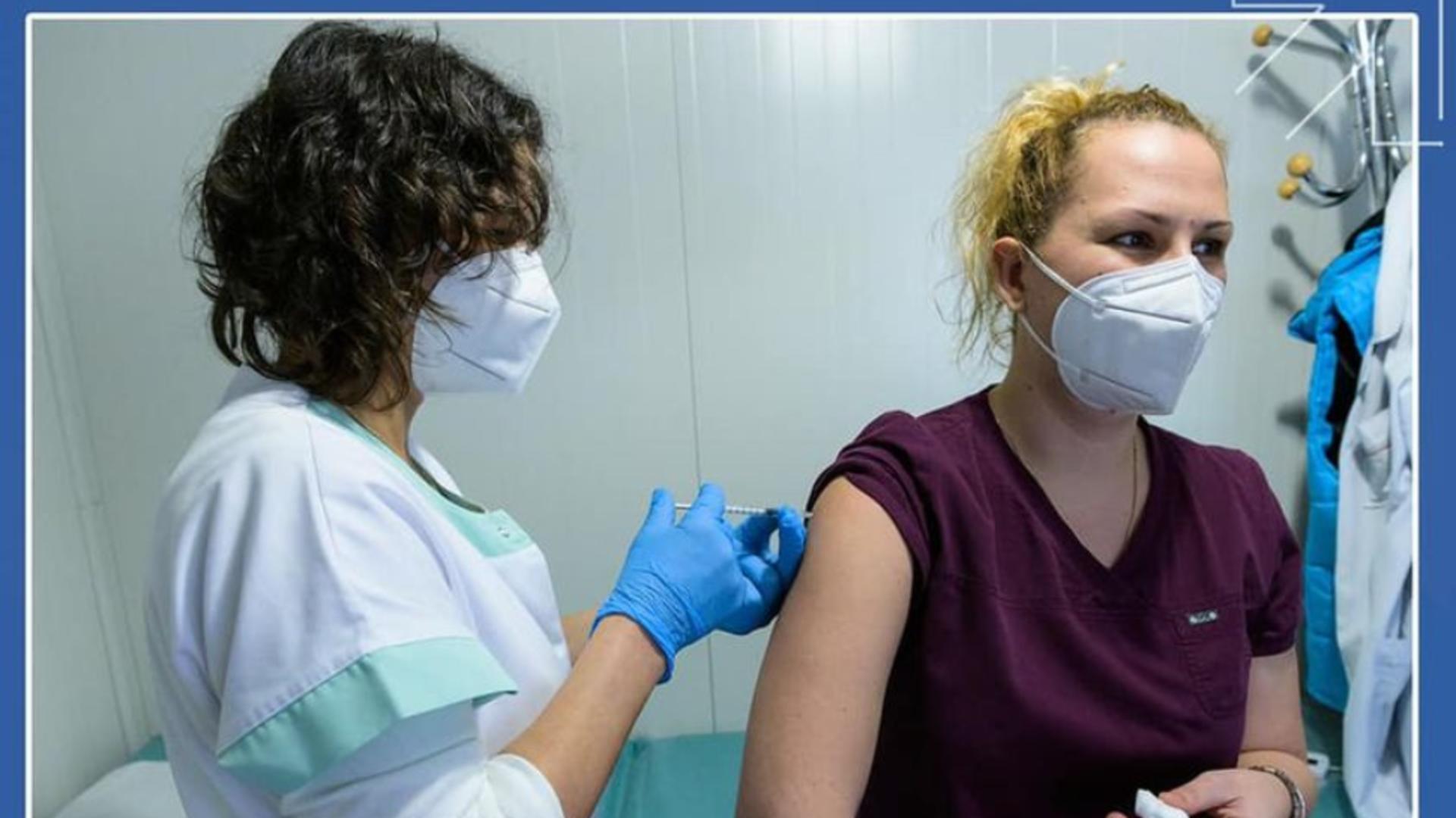 Vaccin anti-Covid19 / Foto: Facebook Andrei Baciu, secretar de stat în Ministerul Sănătății