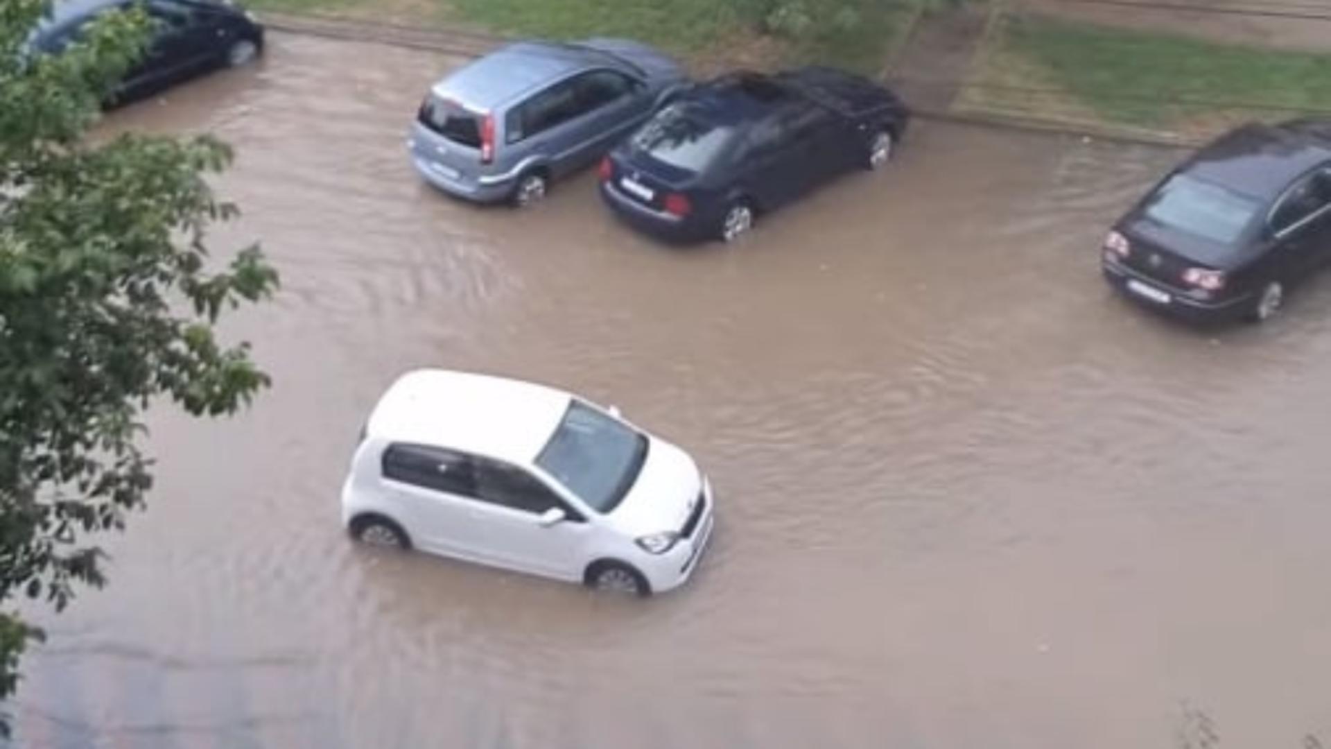 Străzi inundate, Mangalia / Foto: Facebook Meteoplus