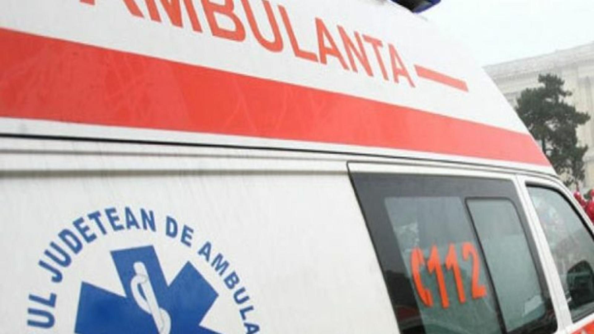 Intervenție ambulanță accident muncă Brașov