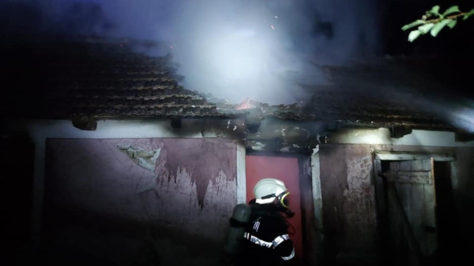 Incendiu la o casă din localitatea Culciu Mare