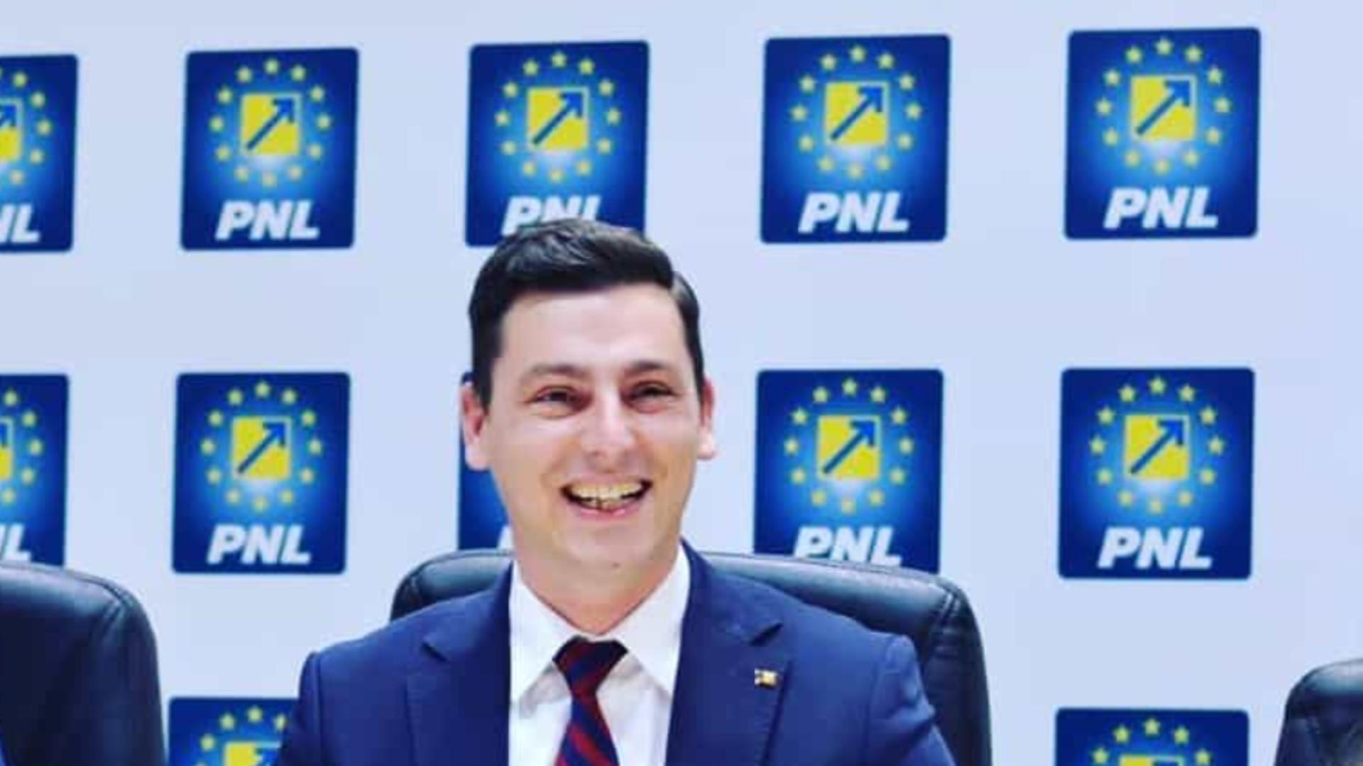 Contracte grele pe bani publici pentru fosta firmă a președintele CJ Maramureș Foto: Facebook.com