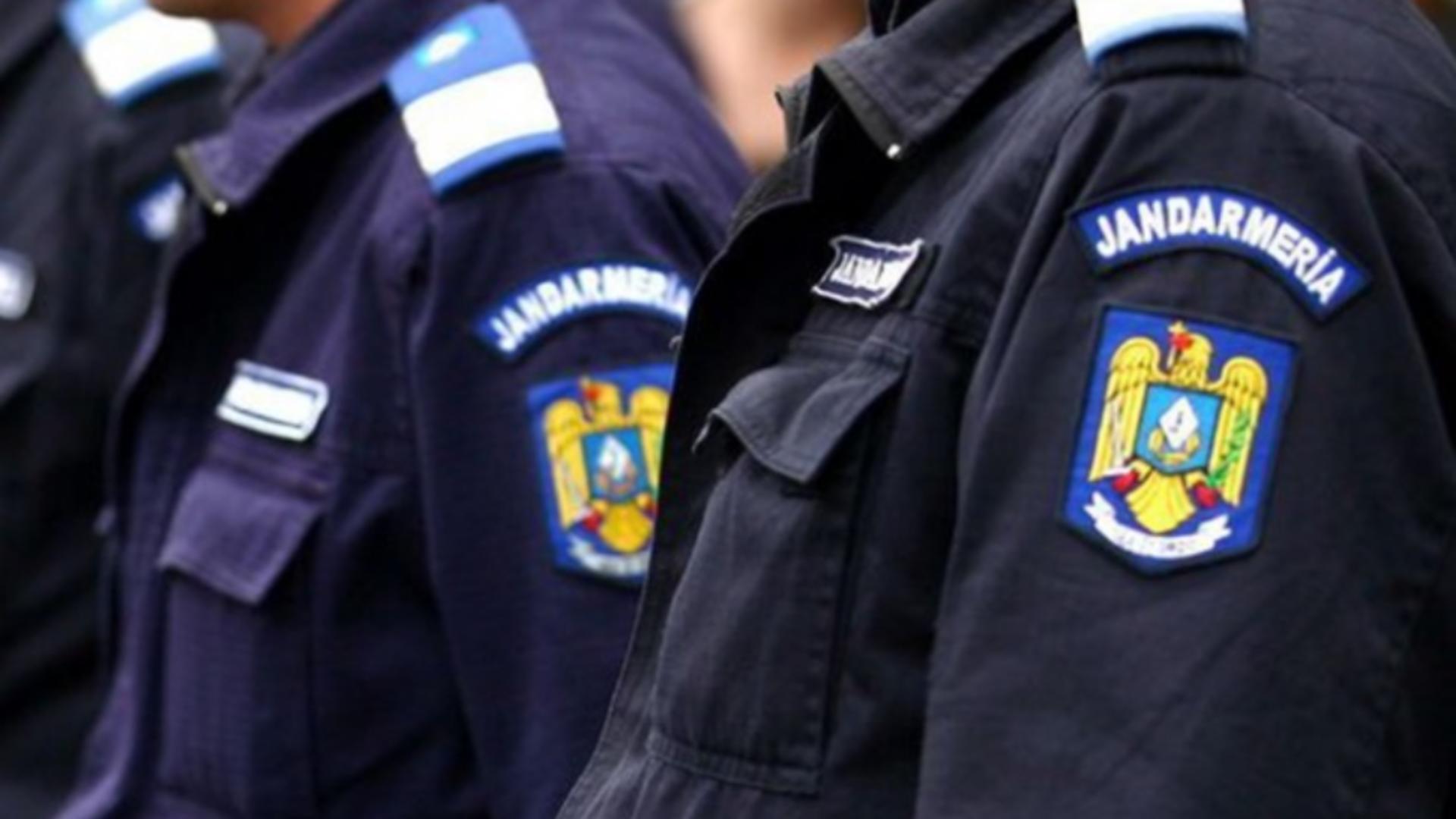 Jandarmeria, acuzată că folosește agitatori la adunările publice