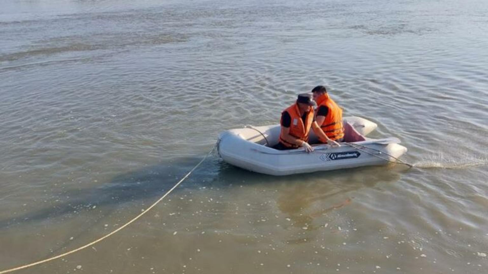 Victimele au fost scoase din apa inconțtiente (foto: ISU Neamț)