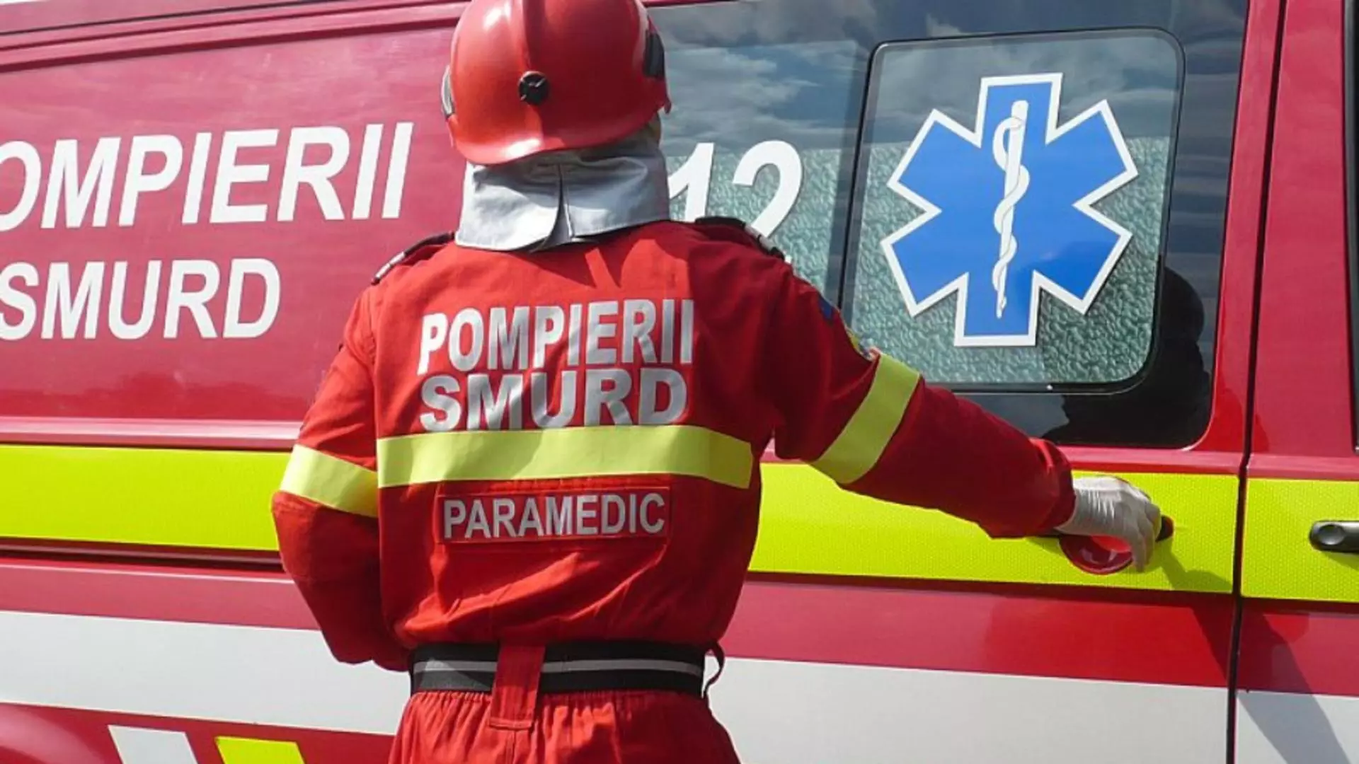 Explozie puternică într-un bloc de locuințe