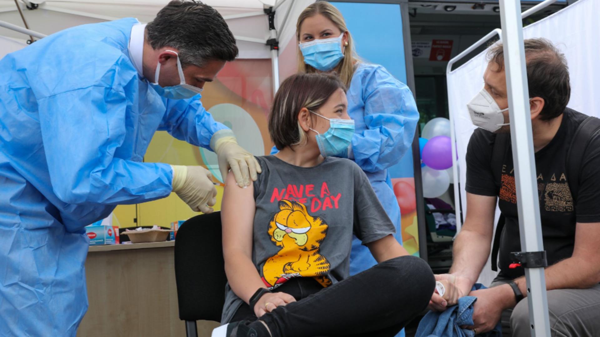 Valeriu Gheorghiță, despre echipele mobile de vaccinare anti-COVID-19 în școli și universități