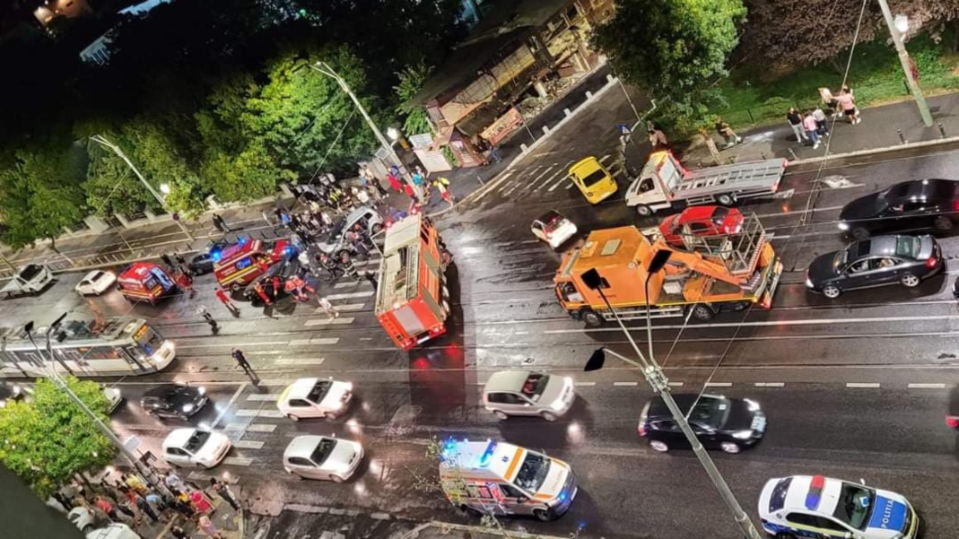 Accident în București. Foto: Infotrafic