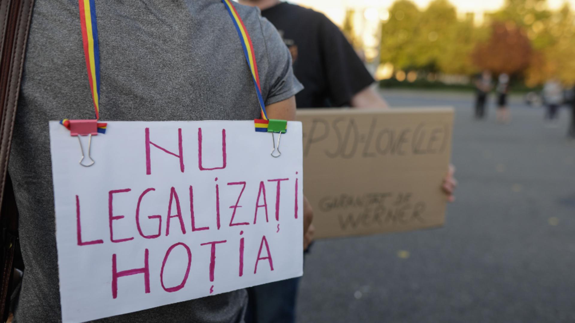 Protest împotriva premierului Cîțu în Capitală / Inquam Photos / George Călin