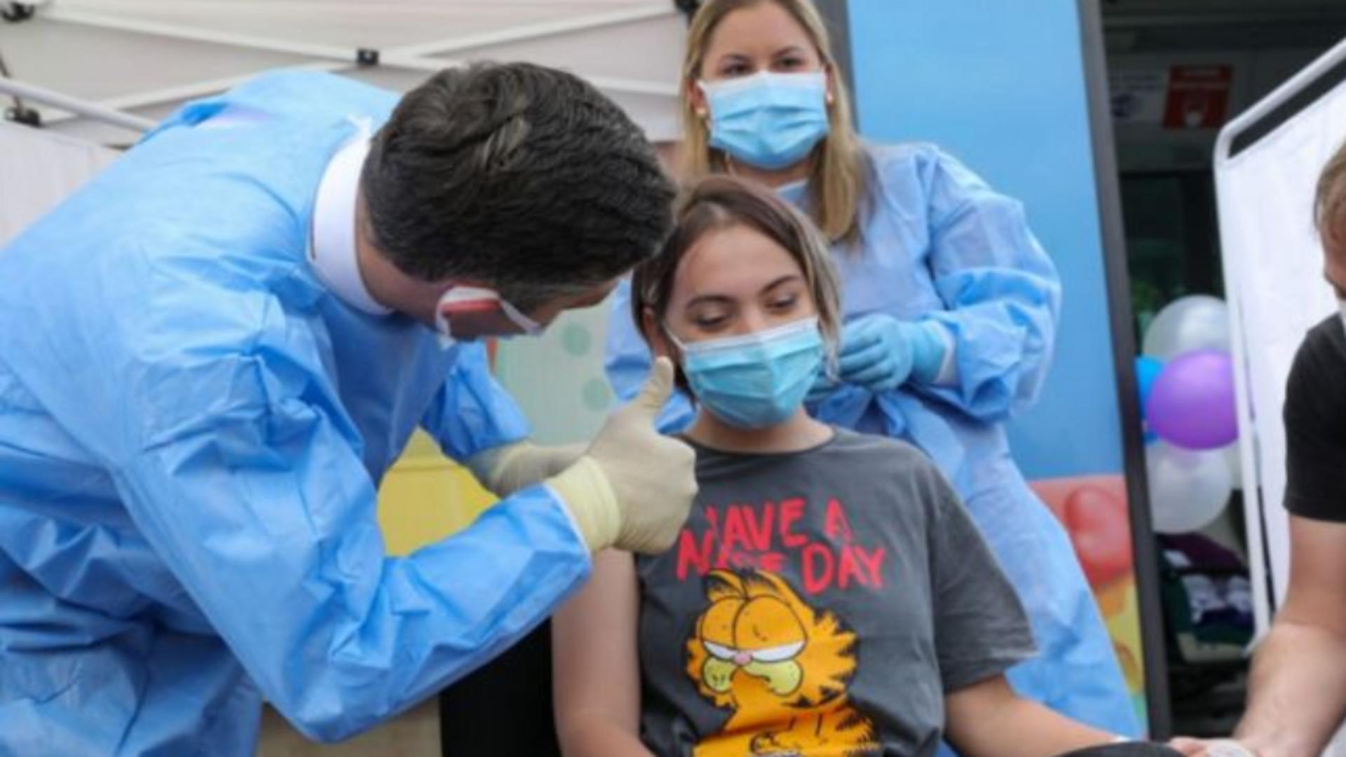 Vaccinarea elevilor împotriva COVID-19 Foto: Facebook