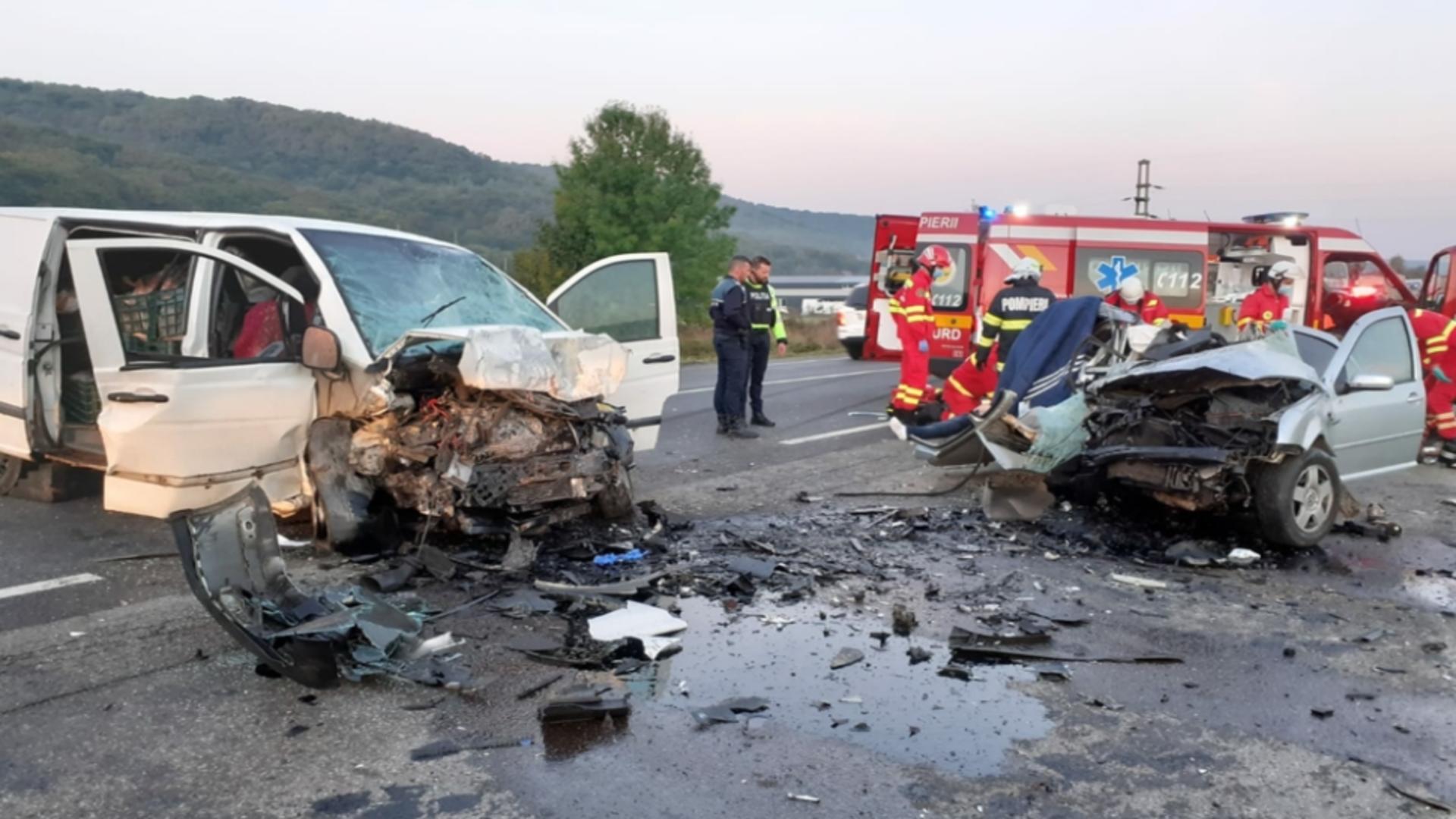 Accident în localitatea Căpuşu Mare, între Cluj şi Oradea 