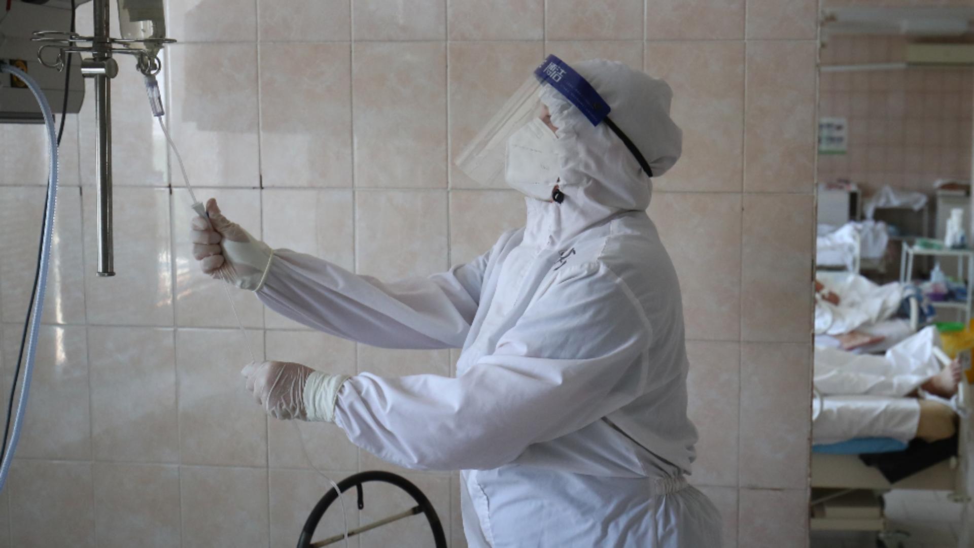 Ce se întâmplă cu persoanele vaccinate care au intrat în contact cu un pacient Covid? / Foto: Profi Media