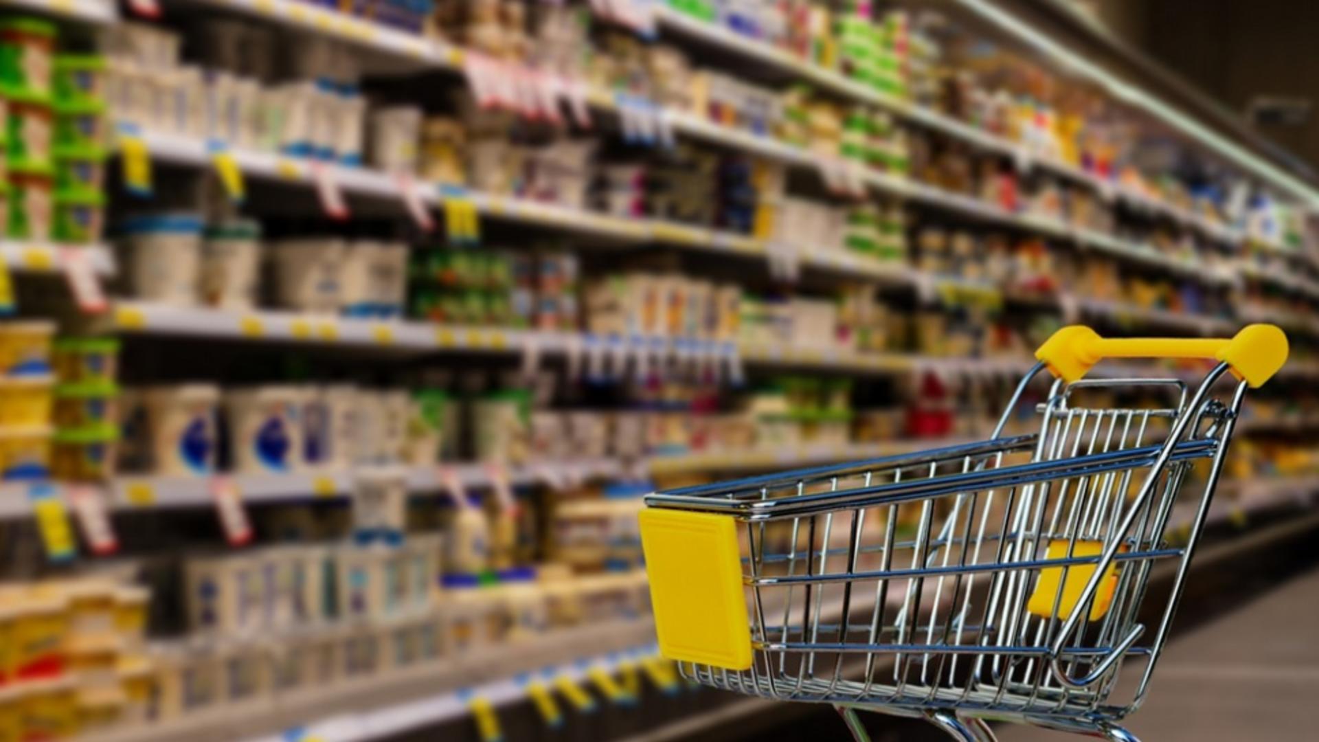 Supermarket din România, amendat pentru practici înșelătoare și agresive 