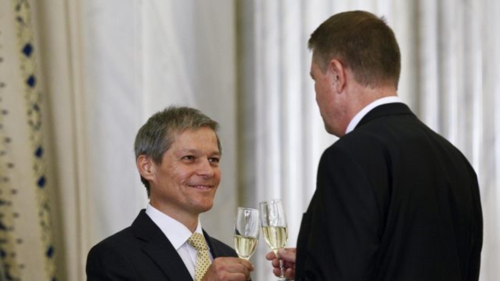 Cioloș spune că demiterea lui Iohannis nu schimbă cu nimic actuala situație. Foto/Inquam