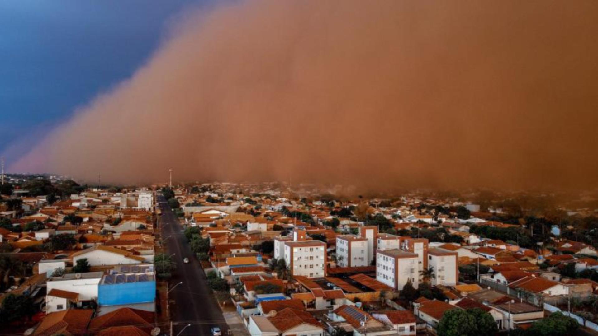 Cel puțin 6 morți în urma unor furtuni de nisip în Brazilia 