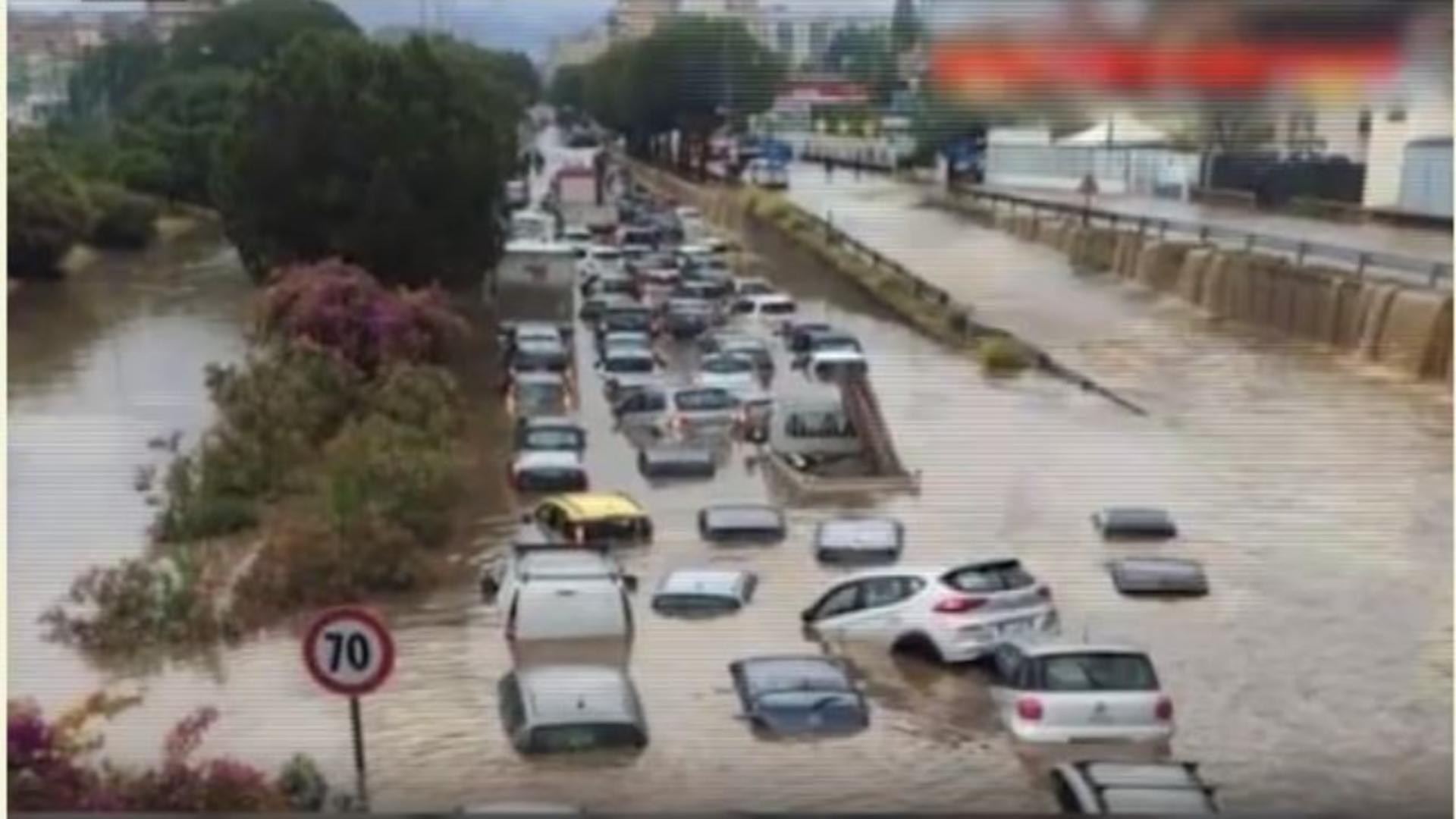 Inundații puternice în sudul Italiei. Captură video