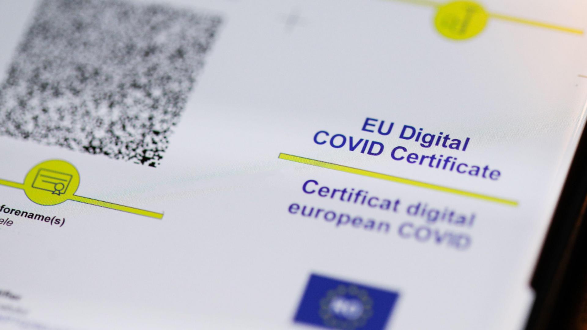 Certificatul Covid ar putea fi obligatoriu la serviciu / Foto: Profi Media