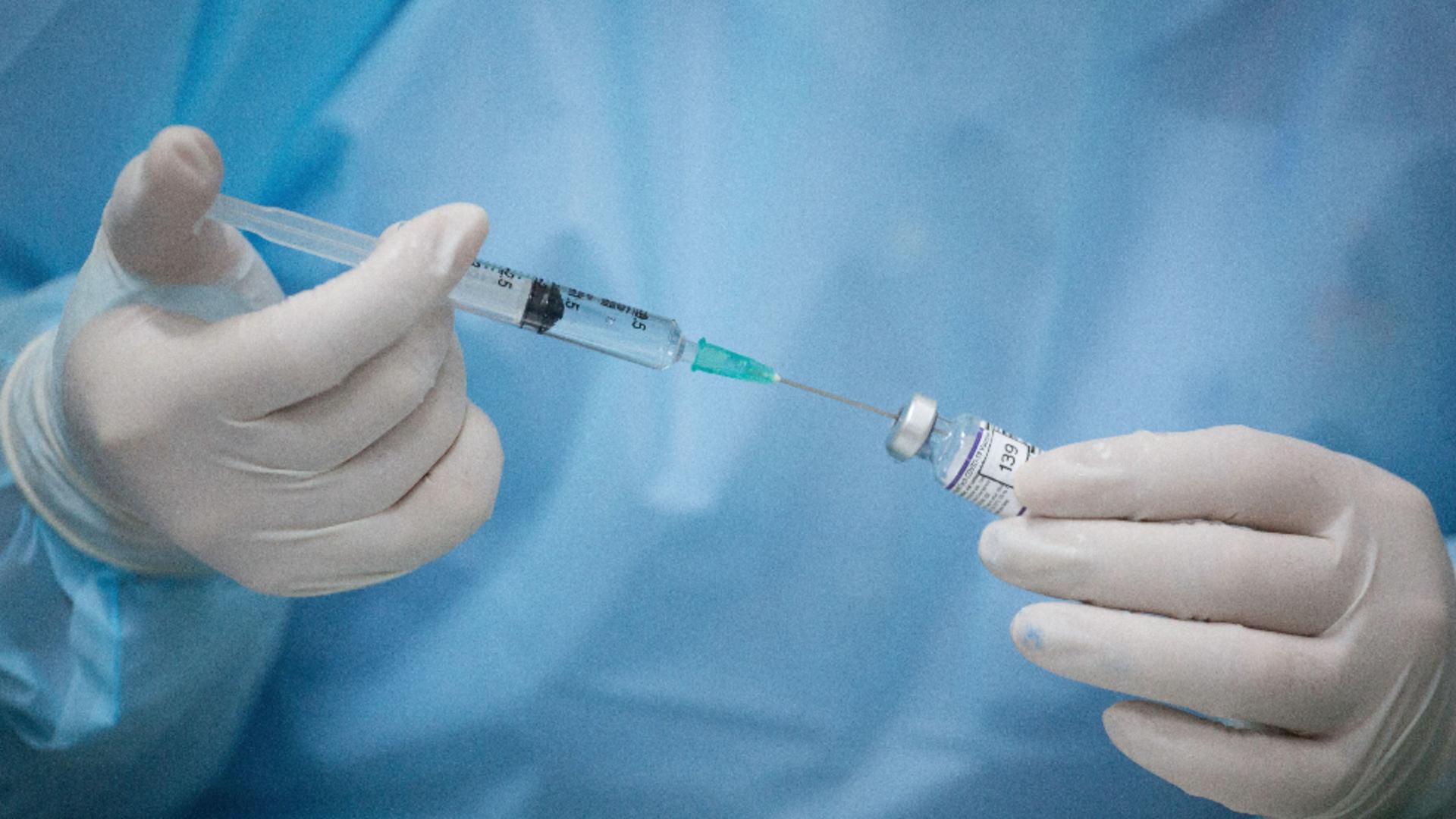 6 din 10 români nu vor să se vaccineze / FOTO: Profi Media