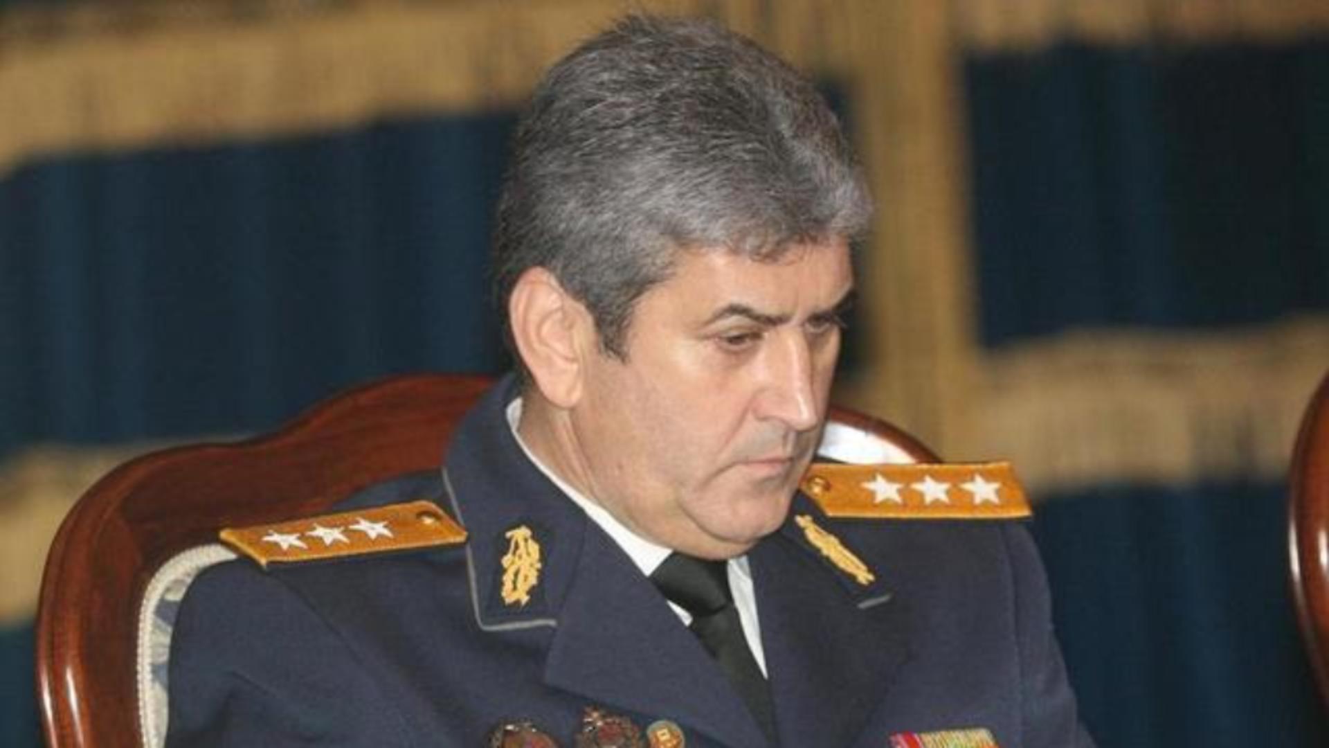 Gabriel Oprea, președintele Uniunii Militarilor şi Poliţiştilor ,,Mihai Viteazul"