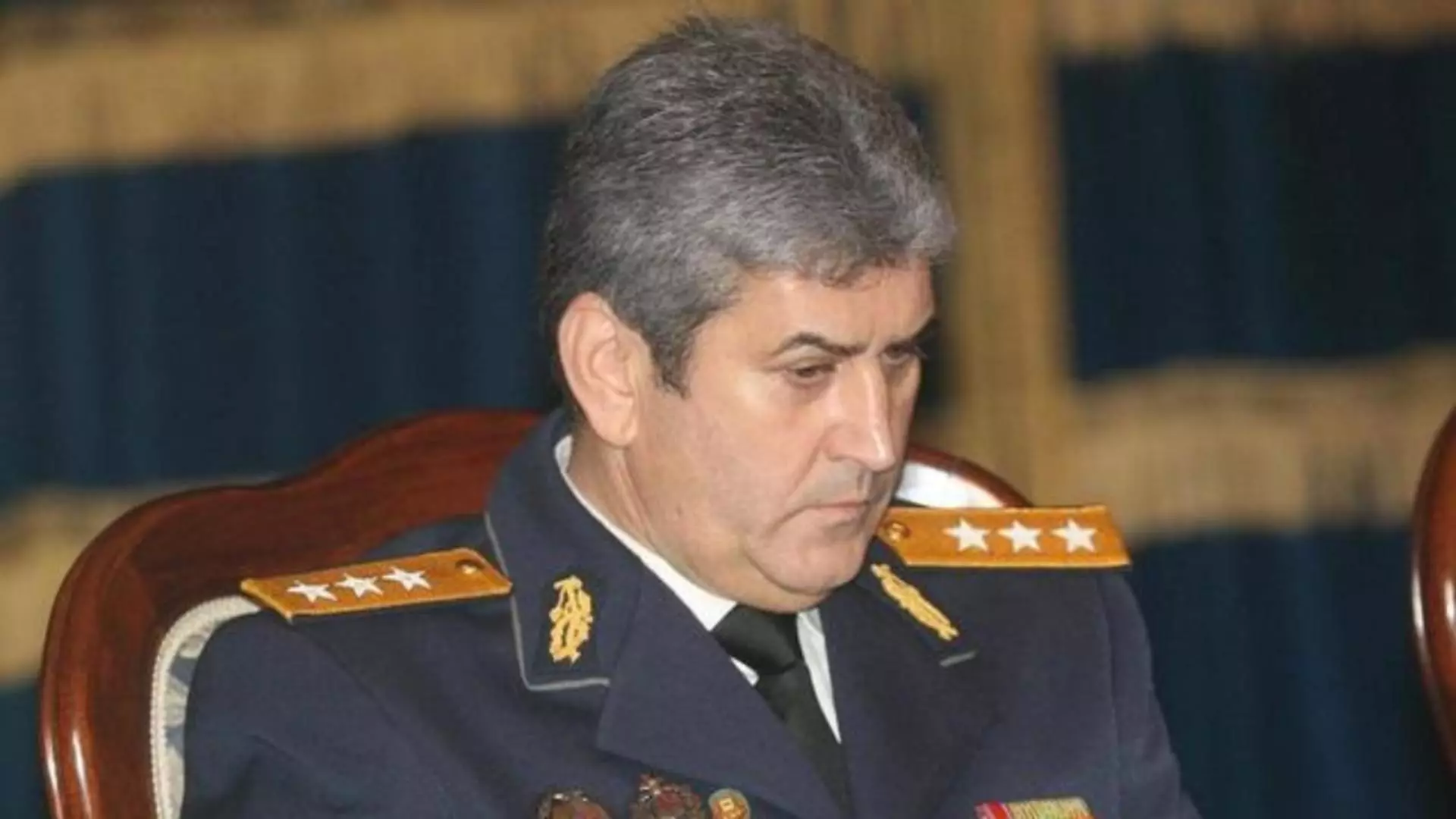 Gabriel Oprea, președintele Uniunii Militarilor şi Poliţiştilor ,,Mihai Viteazul"