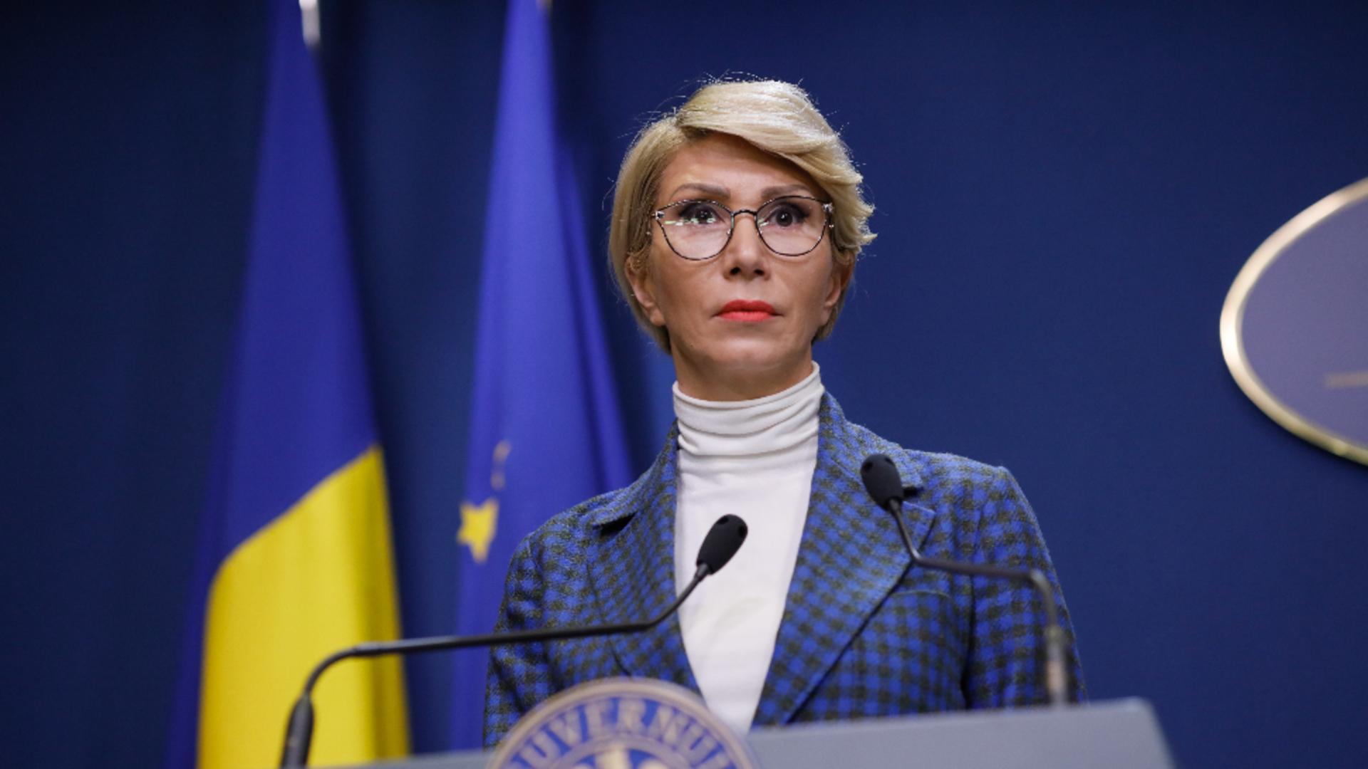 Raluca Turcan, ministrul interimar al Muncii Foto: INQUAM/George Călin