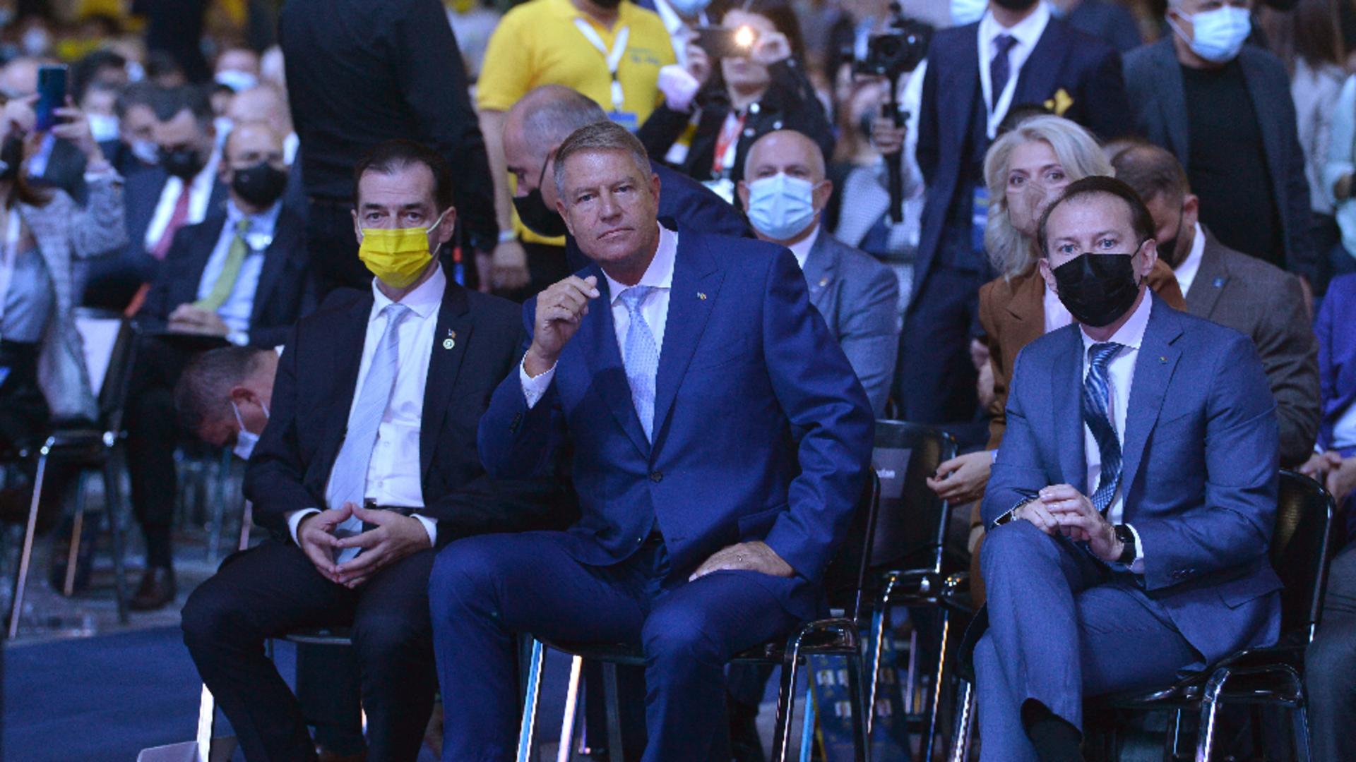 Klaus Iohannis, fără mască la Congresul PNL