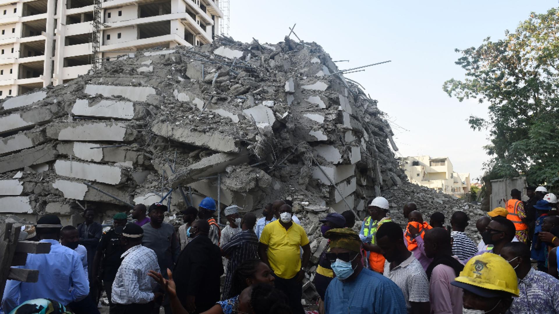 Un bloc de 21 de etaje s-a prăbușit în Nigeria / Foto: Profi Media