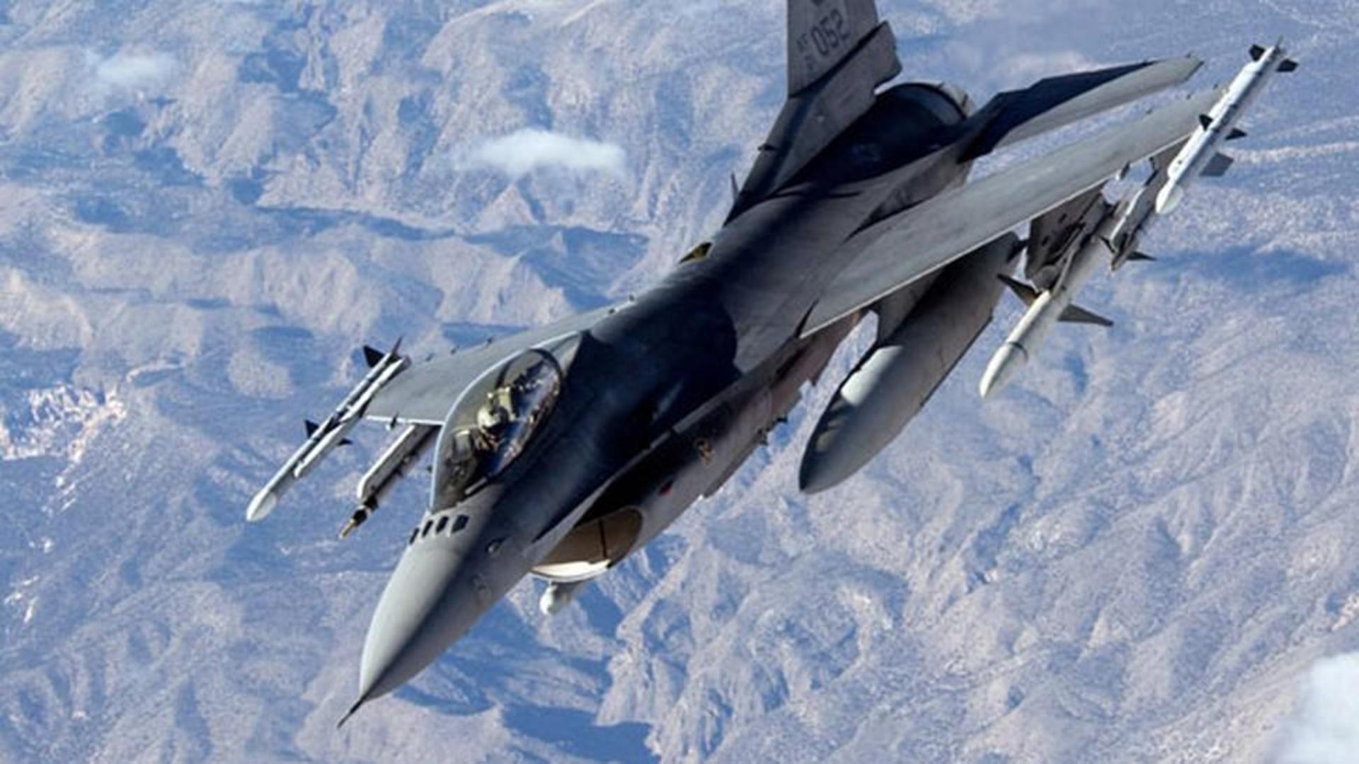 România dă peste 450 de milioane de euro pe 32 de avioane F-16