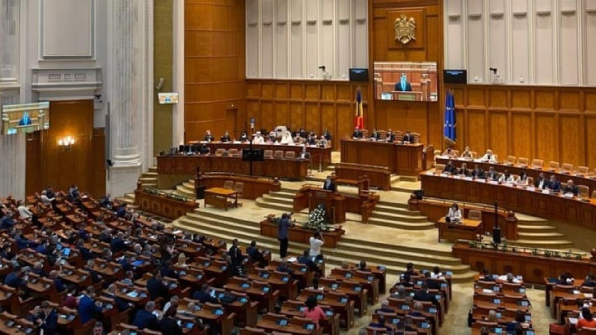 Bugetul pe anul 2022, la VOT FINAL - Ședința comună a Camerei Deputaților și Senatului