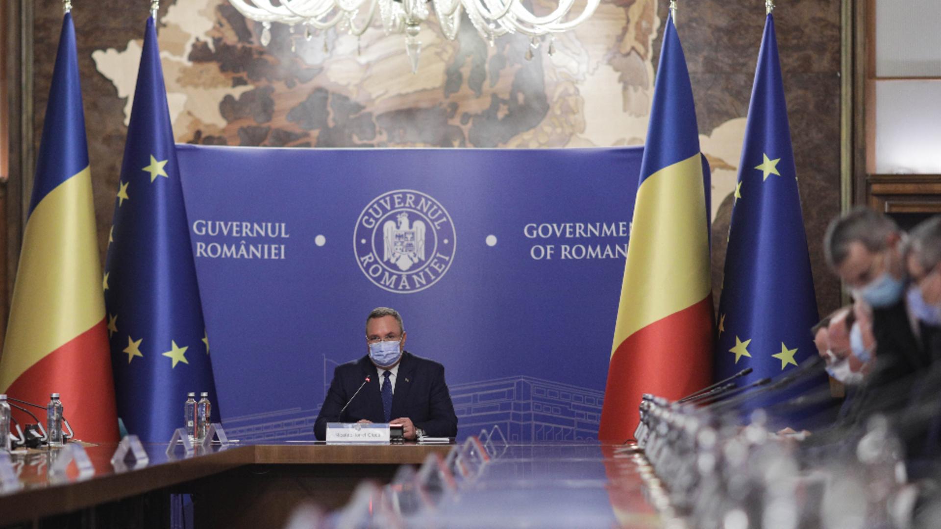 Miniștrii, convocați de Nicolae Ciucă la Palatul Victoria - Ședința de Guvern Foto: INQUAM/Octav Ganea