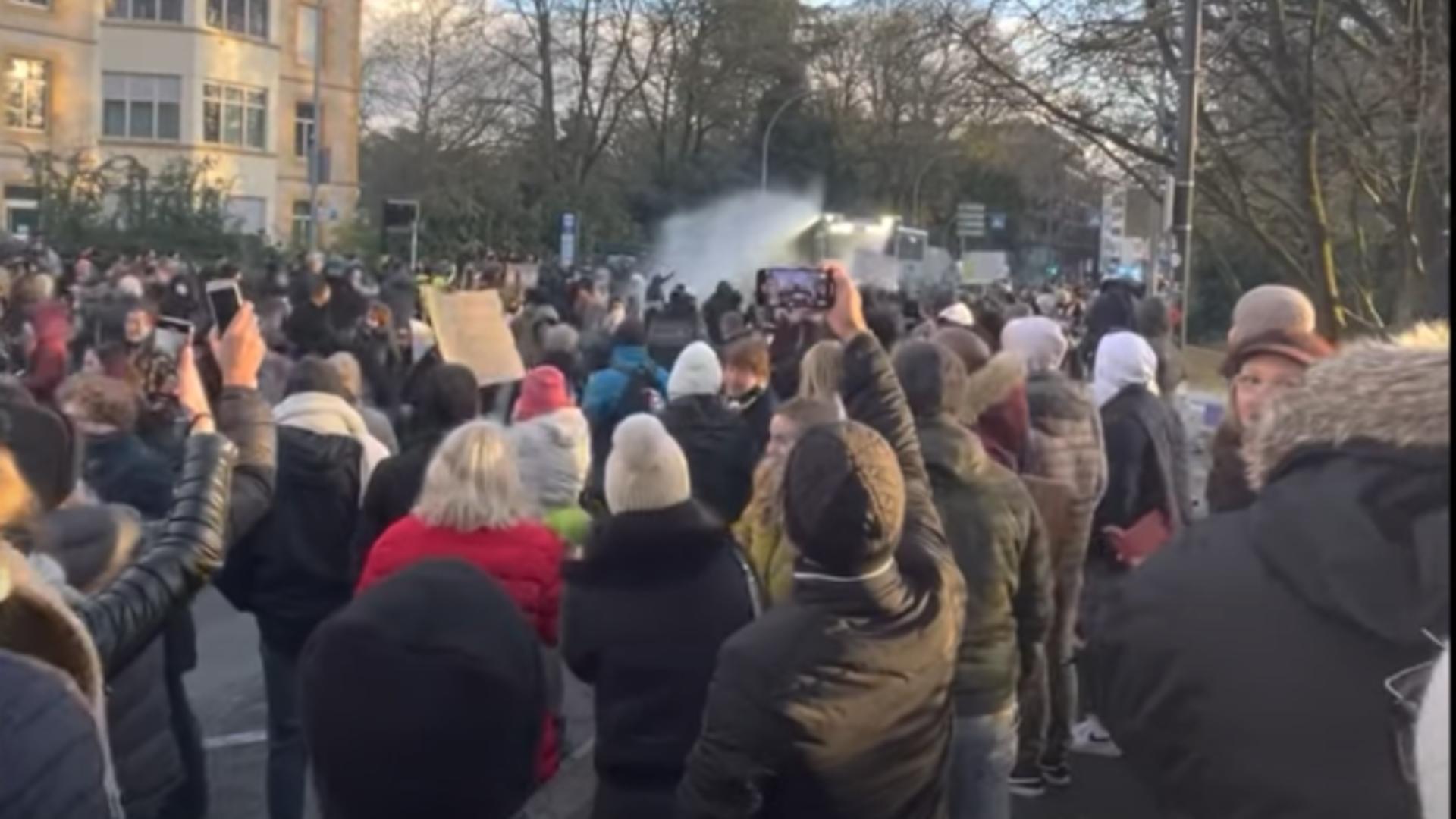 Protest Luxemburg / Captură video