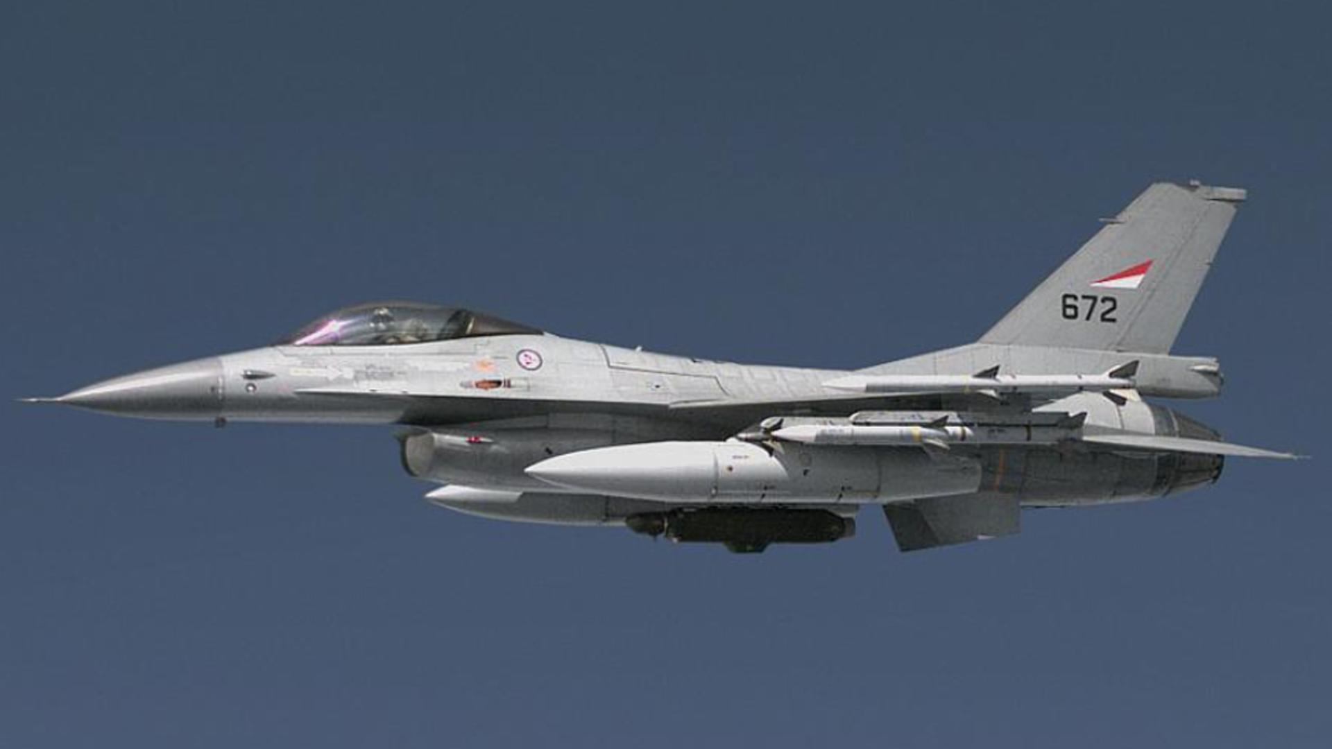 Avion F-16 FOTO: Wiki