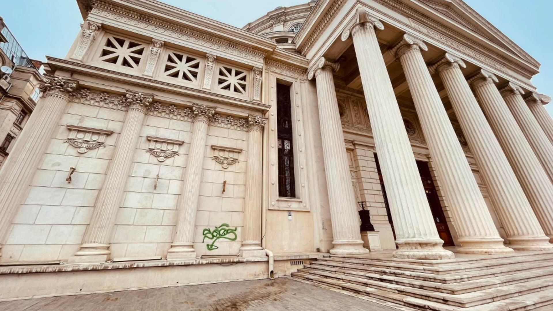 Clădirea Ateneului Român, vandalizată. Foto/ARCEN