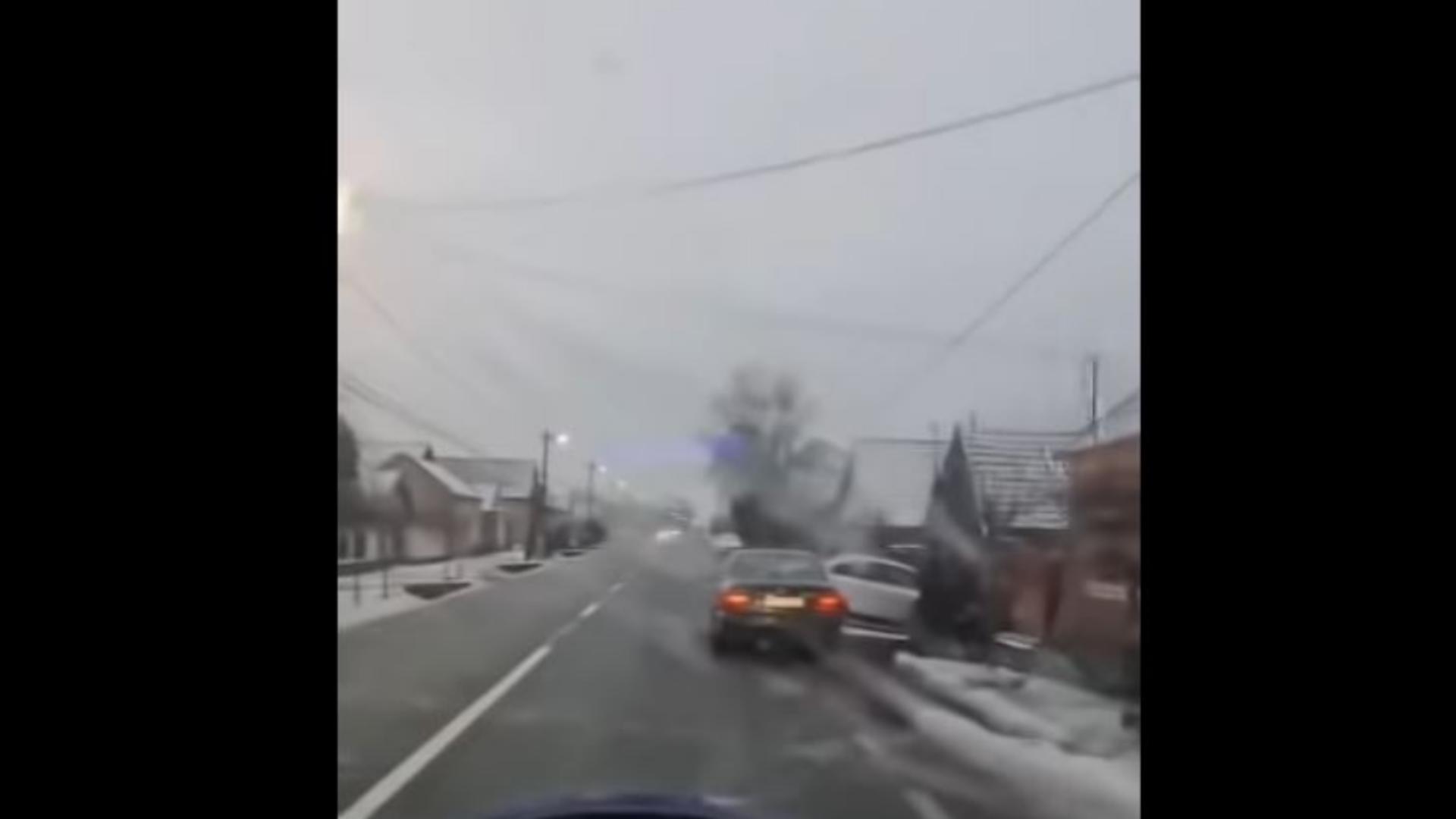 masterpiece faint Pole VIDEO | Șoferiță cu BMW, ruptă de beată la volan. A mers kilometri întregi  în zig-zag. Imagini REVOLTĂTOARE