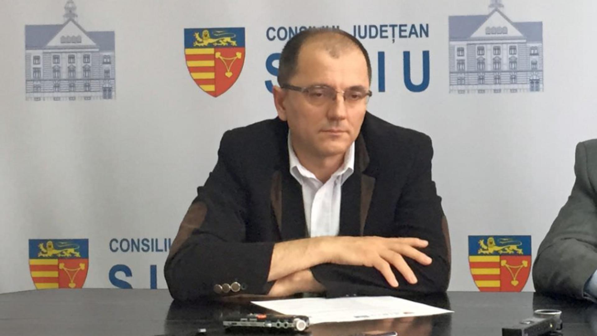 Directorul Camerei de Comerţ Sibiu, reţinut