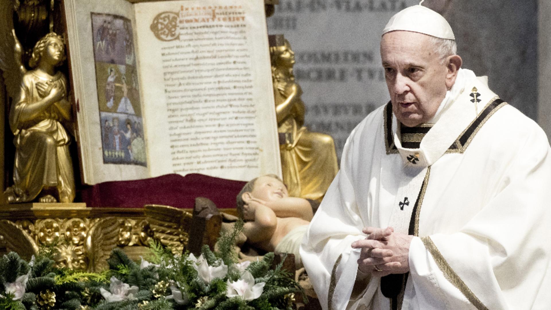 Papa renunță la tradiții din cauza Covid. Foto/Profimedia