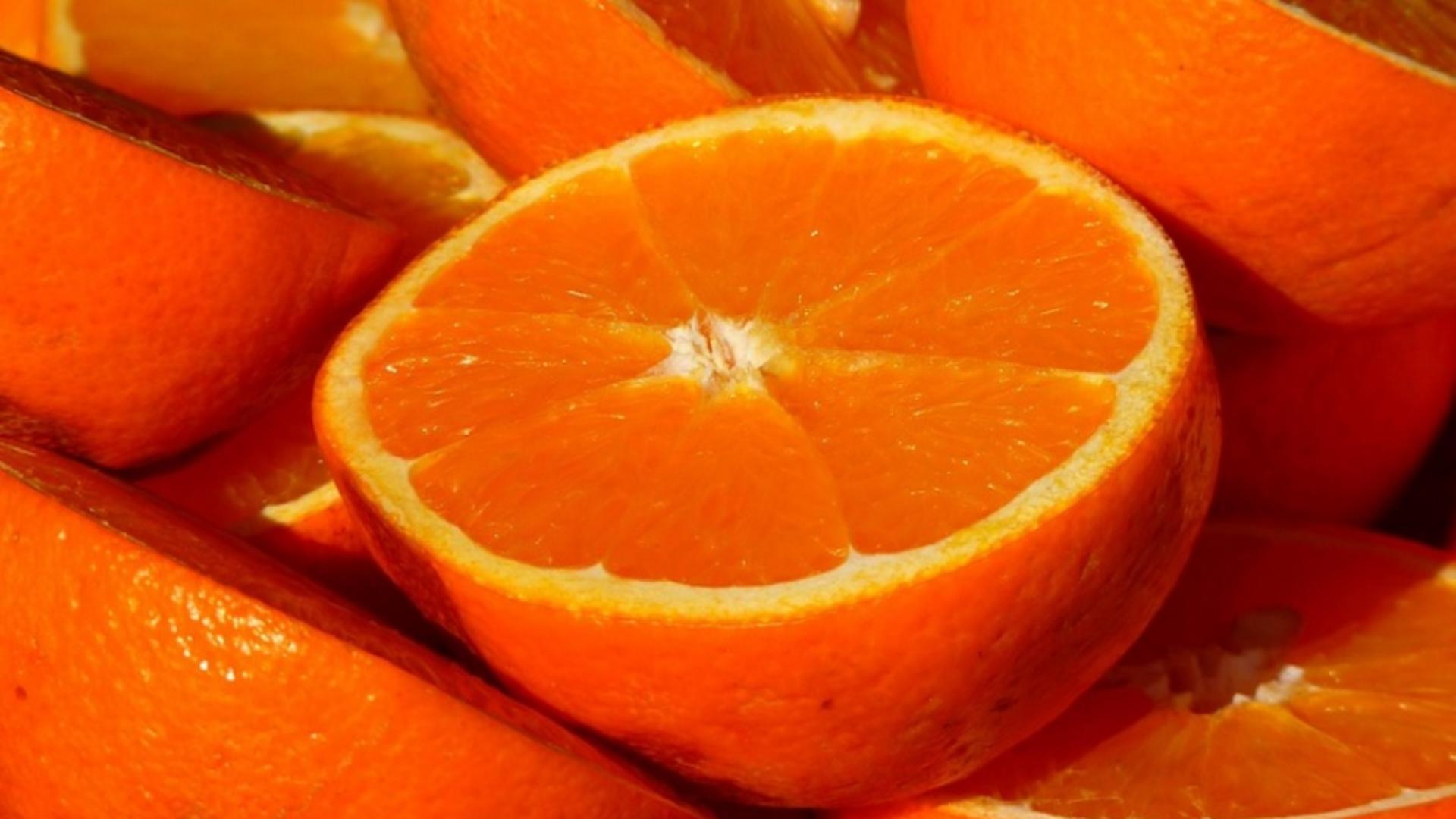 Așa îţi dai seama că o portocală este coaptă. Trucul pe care puţină lume îl ştie
