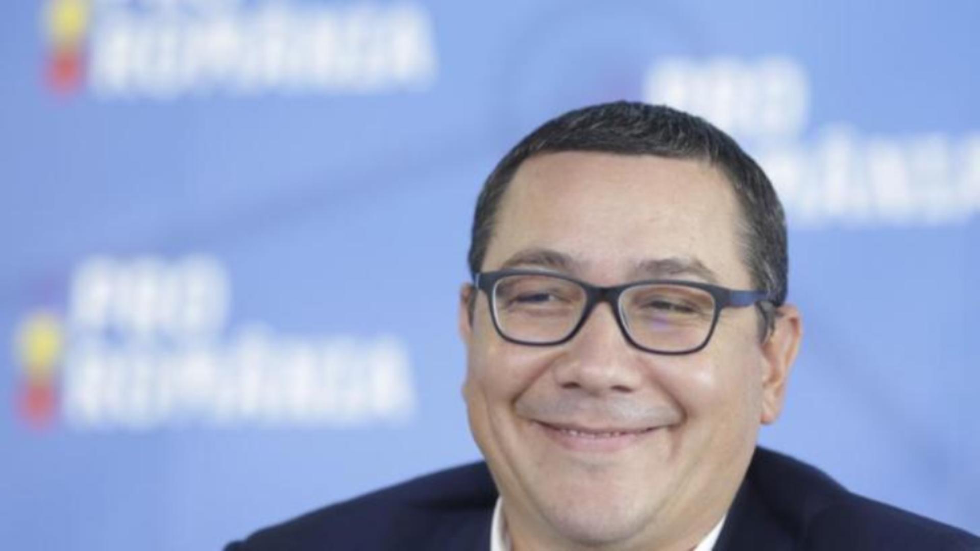 Cariera șerpuită a lui Victor Ponta, politicianul crescut în umbra șefilor