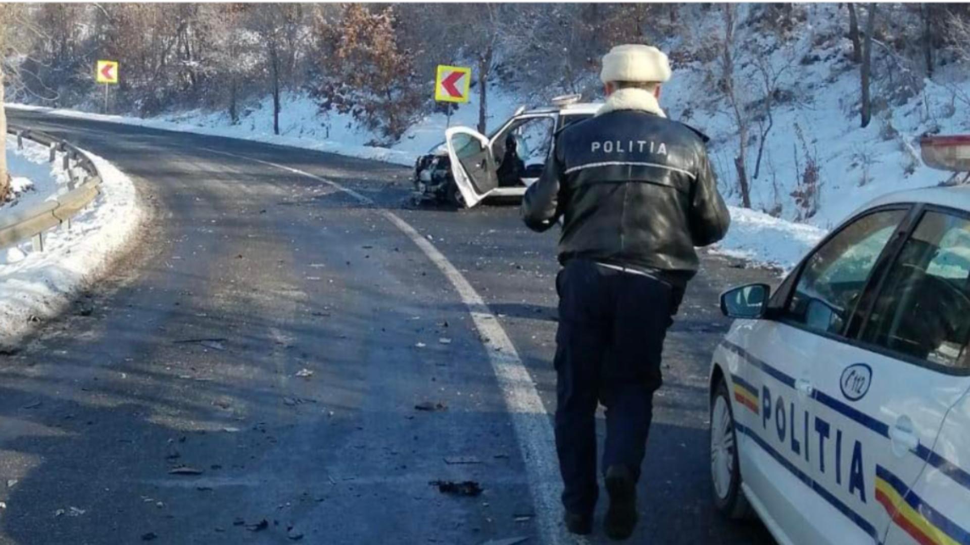 Accident mașină de poliție, Hunedoara / captură foto Servuspress.ro