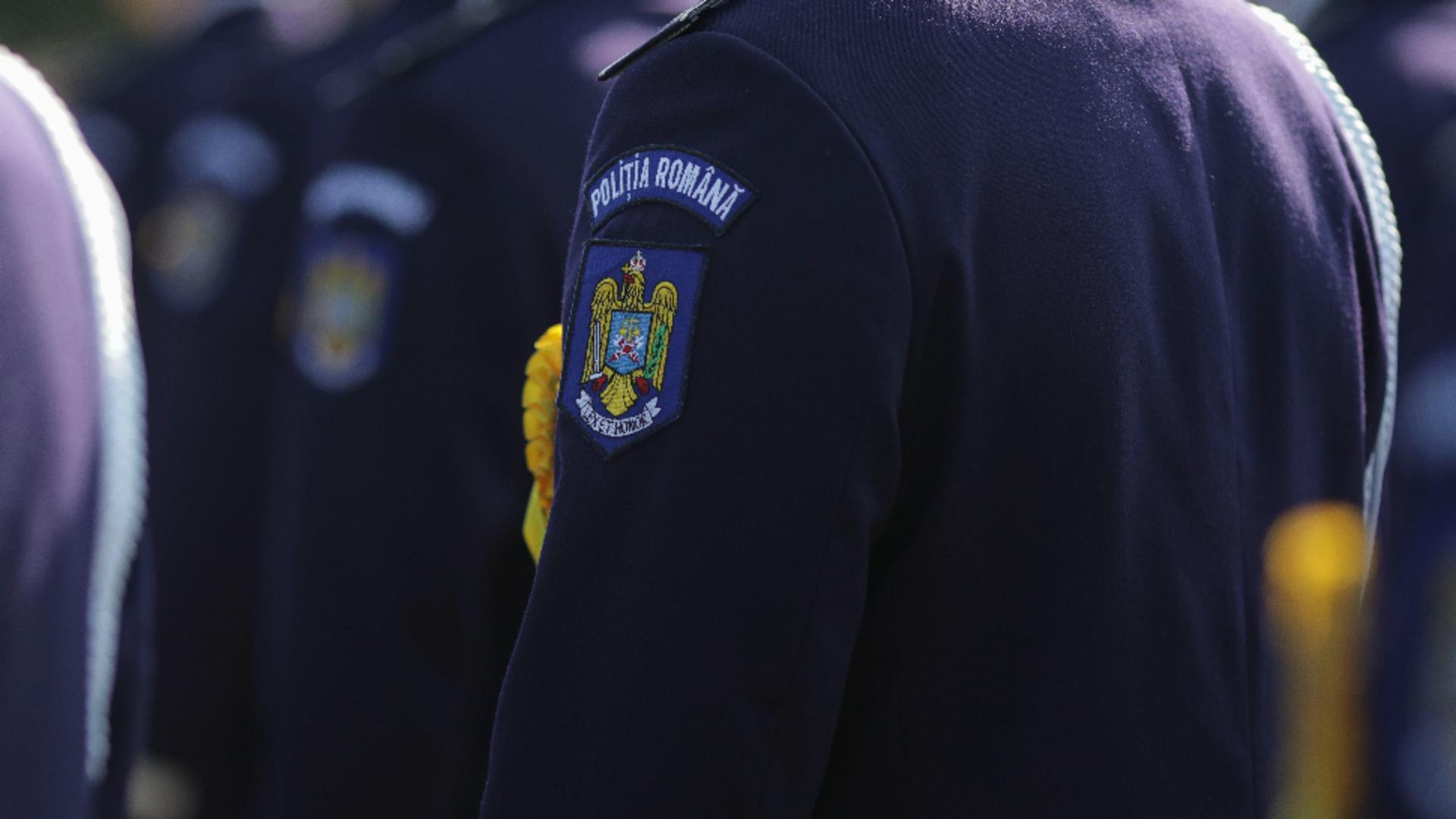 Record de infracțiuni pentru polițistul buzoian surprins la prostituate Foto: INQUAM/Octav Ganea