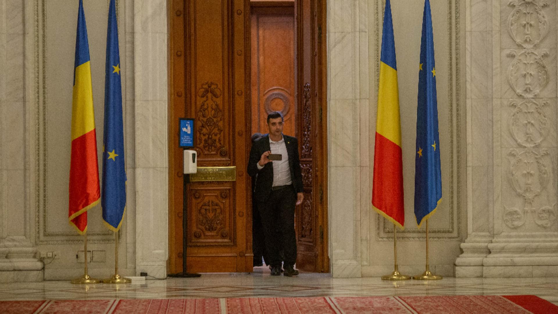 Sondaj INSCOP: AUR trece de 20% la intenția de vot și devine al doilea partid din România / Foto: Inquam Photos