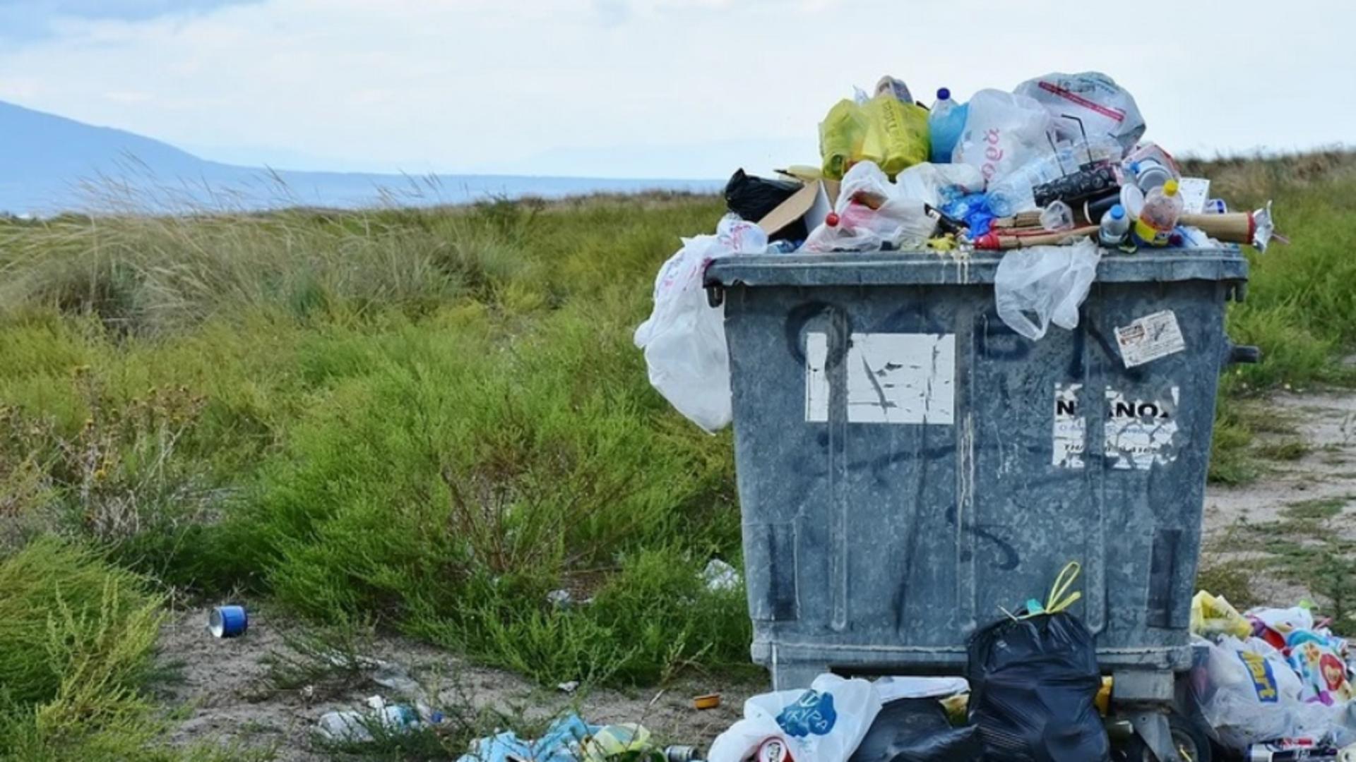 Joi, 6 ianuarie, ziua în care este INTERZIS să arunci gunoiul - ce trebuie să știe românii