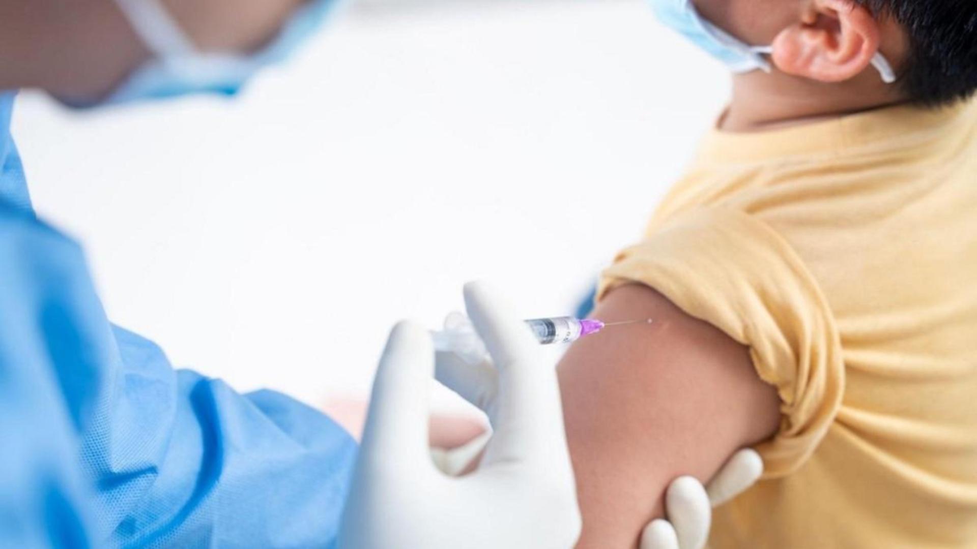 MII de români s-au vaccinat împotriva coronavirus în ultima săptămână - Câți copii au primit vaccinul. CIFRE oficiale