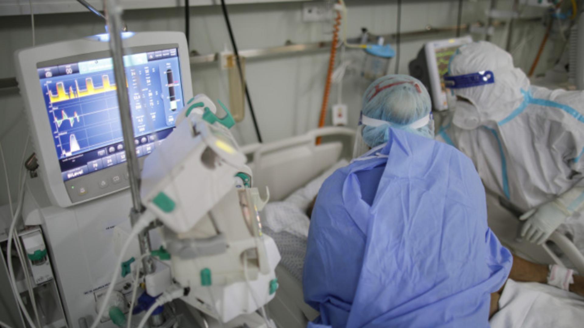 Pacientă cu Covid plimbată între două spitale până a murit