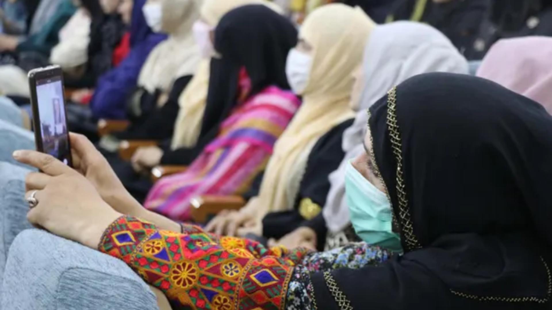 Femei în Afganistan FOTO: Profimedia