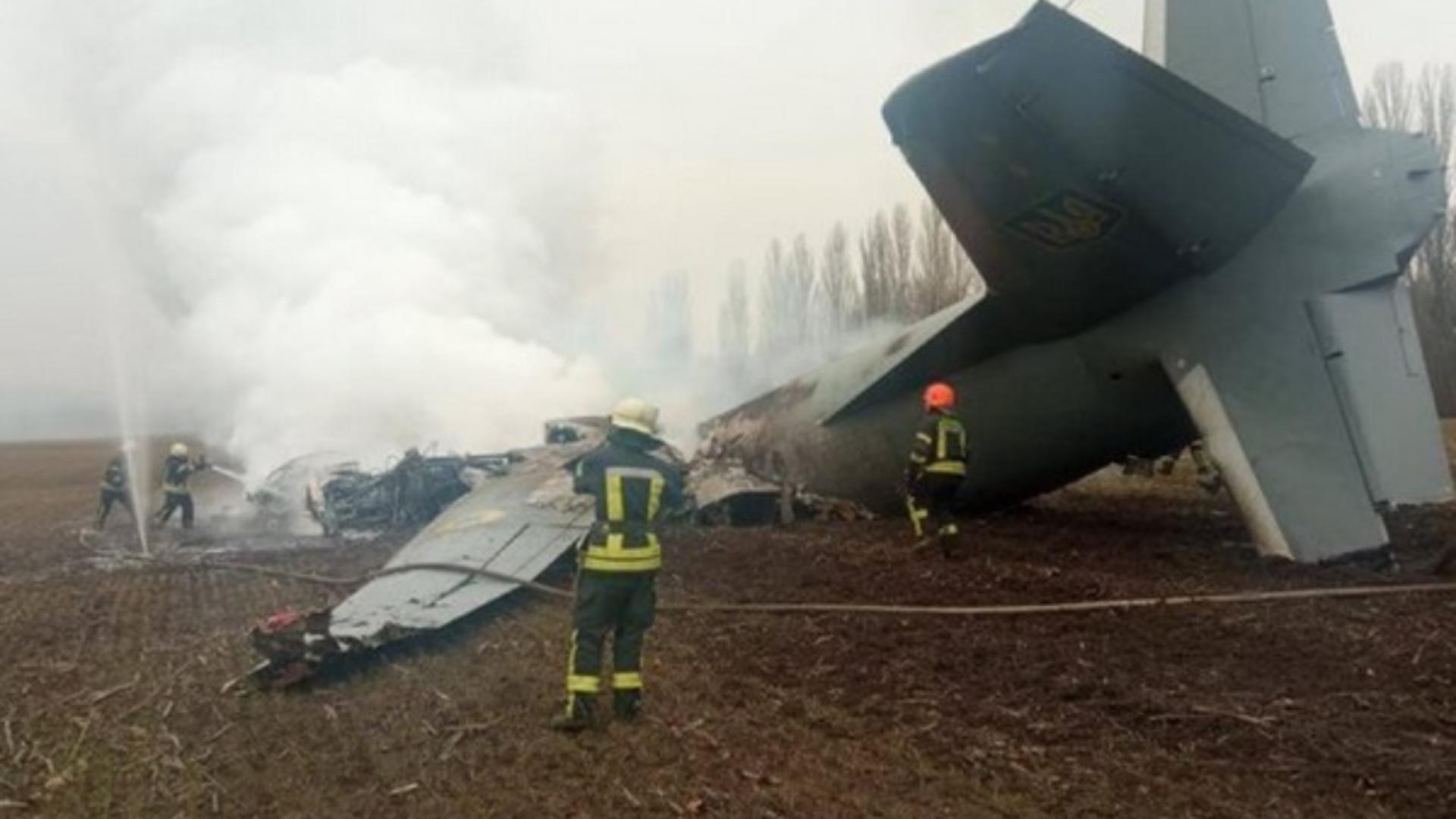Avion militar ucrainean, doborât lângă Kiev